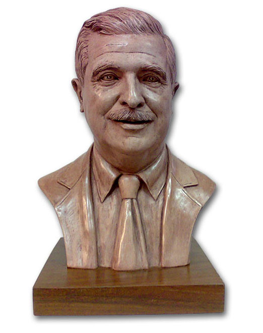Bust of the president of Semillas Fito (finished work). Sculptors in Madrid