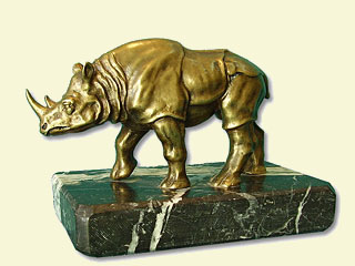 Rinoceronte realizado en bronce