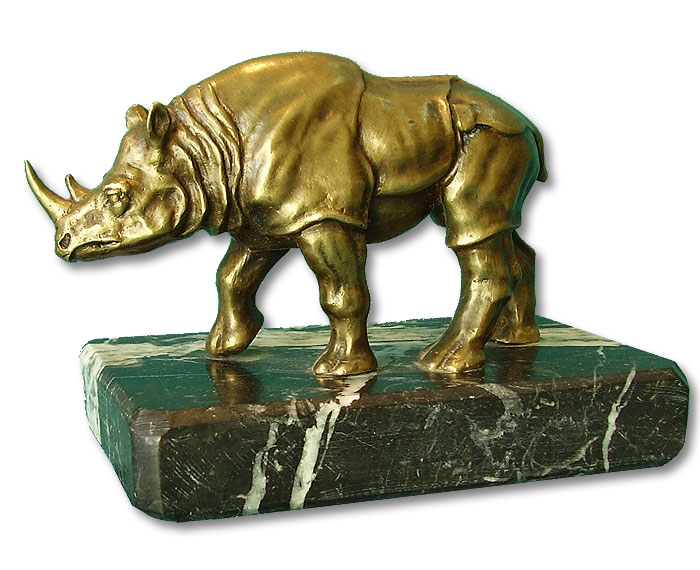 Rinoceronte realizado en bronce. Escultores en Madrid